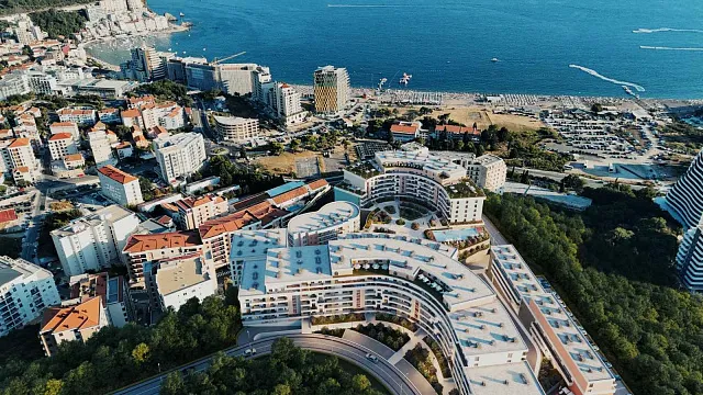 EXCLUSIVE SIGNATURE CLUB RESIDENCE ON THE PICTURESQUE COAST OF MONTENEGRO — photo 4